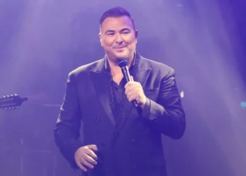 Αντώνης Ρέμος: H απρόσμενη ανακοίνωση για τις επόμενες εμφανίσεις του – «Νιώθω την ανάγκη να ξεκουραστώ λιγάκι»