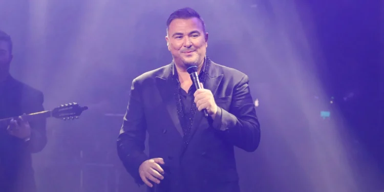 Αντώνης Ρέμος: H απρόσμενη ανακοίνωση για τις επόμενες εμφανίσεις του – «Νιώθω την ανάγκη να ξεκουραστώ λιγάκι»