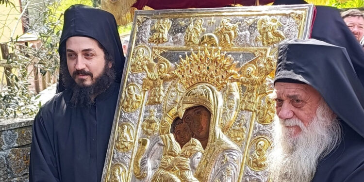 Ιστορική επίσκεψη της Ιεράς Κοινότητας της Αθωνικής Πολιτείας στο Αγρίνιο – Το Σάββατο 2 Μαΐου