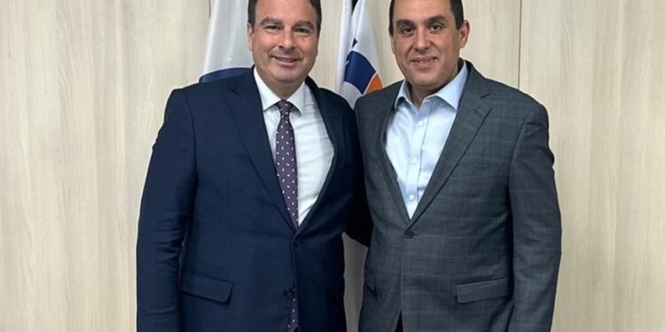 Θ. Παπαθανάσης – Θεσμική συνάντηση με τον Υφυπουργό Κλιματικής Κρίσης και Πολιτικής Προστασίας, Κώστα Κατσαφάδο