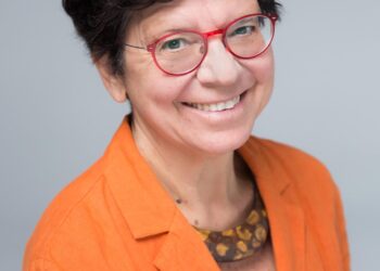 Η Μαρία Ευθυμίου στο Αγρίνιο για τις “Διαλέξεις με Θέα 5”