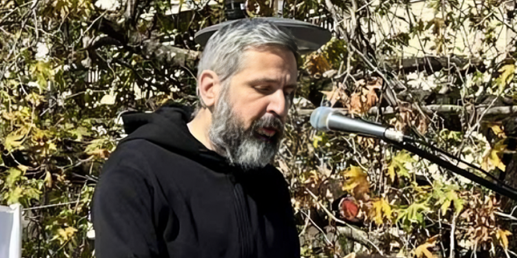 Παπακωνσταντίνου: «Δεν πρόκειται για εργατικό ατύχημα» – Στήριξη στις καθαρίστριες και δράσεις για την Πρωτομαγιά – ΗΧΗΤΙΚΟ