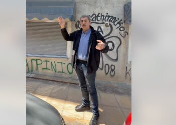 Πρώτο πλάνο με… Αγρίνιο για τον Παύλο Πολάκη στου Γκύζη!