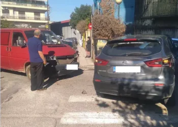 Τροχαίο με τραυματισμό  στο κέντρο του Αγρινίου