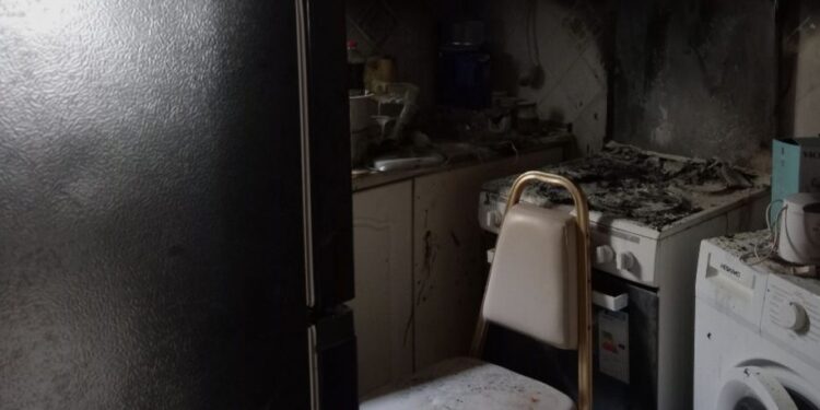 Πυρκαγιά σε κατοικία στη Βόνιτσα – Γυναίκα τραυματίστηκε προσπαθώντας να σβήσει τη φωτιά