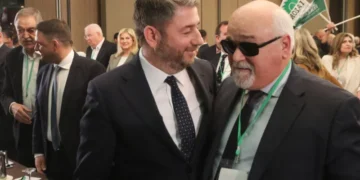 Η «ιδιαίτερη σχέση» Βαρδακαστάνη με την Αιτωλοακαρνανία και τα ψηφοδέλτια που… ψήνονται