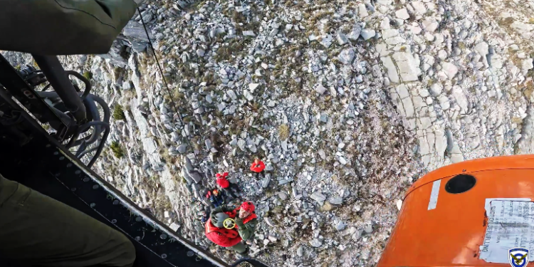 Αγρίνιο: Δείτε τη δραματική διάσωση και αεροδιακομιδή του 56χρονου ορειβάτη (ΒΙΝΤΕΟ)