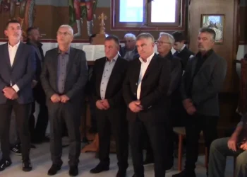 Πανηγυρικός Εσπερινός στον Ι. Ν. Αγίων Κωνσταντίνου και Ελένης στη Φλωριάδα Αμφιλοχίας