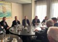 Συνάντηση Παπασταύρου στο Αγρίνιο με αιχμή ενέργεια και Τριχωνίδα