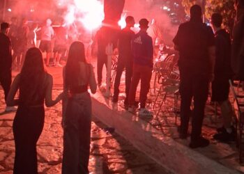 Πρωταθλητής Ευρώπης ο Ολυμπιακός – Ξέφρενοι πανηγυρισμοί σε όλη την Ελλάδα εκτός από το Αγρίνιο