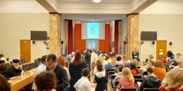 Αγρίνιο!Με επιτυχία η παρουσίαση του παιδικού βιβλίου «Όταν πέφτει ο κόσμος όλος, τον σηκώνει η ΑΓΑΠΗ»