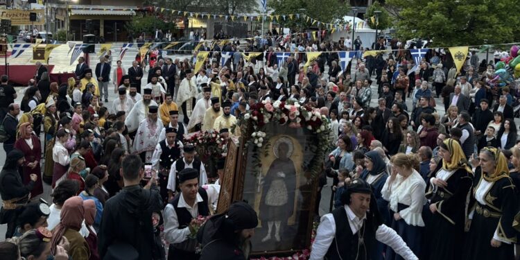 Η εορτή των Αγίων Κωνσταντίνου και Ελένης στις Παπαδάτες και στο Αγρίνιο