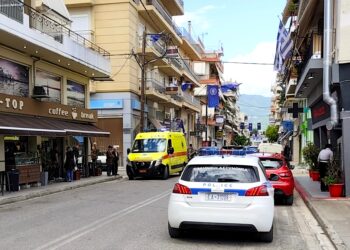 Τροχαίο στο Μεσολόγγι: Σύγκρουση Ι.Χ. με δίκυκλο – Ένας τραυματίας