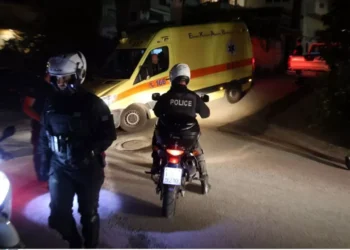 Συμπλοκή νεαρών στο κέντρο του Αγρινίου – Άμεση επέμβαση της Αστυνομίας και τραυματισμός ατόμου