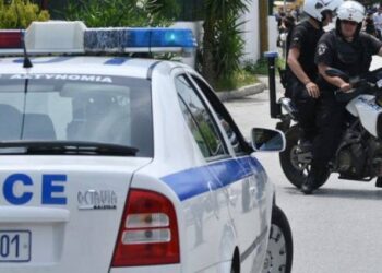 Αστακός: Χειροπέδες σε δύο γυναίκες που μπήκαν σε οικία