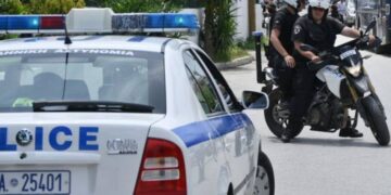 Αστακός: Χειροπέδες σε δύο γυναίκες που μπήκαν σε οικία