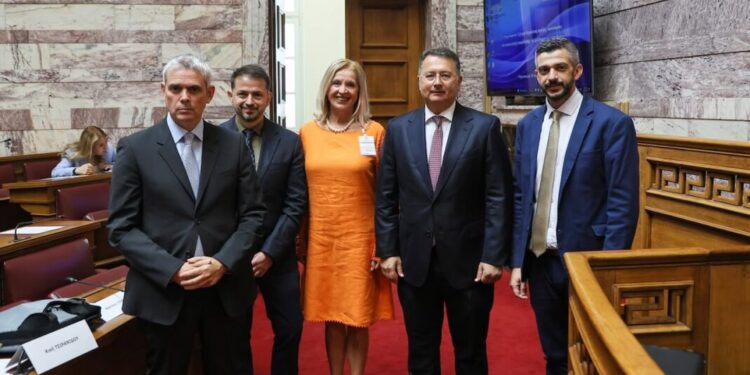 Hμερίδα στη Βουλή για την παχυσαρκία