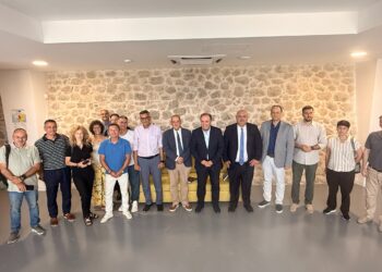  Η Περιφέρεια Δυτικής Ελλάδας και ο ΕΛΓΟ-ΔΗΜΗΤΡΑ υπέγραψαν Προγραμματική Σύμβαση για την ψηφιακή αναβάθμιση της δακοκτονίας 