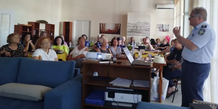 Ενημερωτικές δράσεις για την προστασία των πολιτών από τις απάτες και τους κινδύνους του διαδικτύου στην Αιτωλοακαρνανία (ΦΩΤΟ)