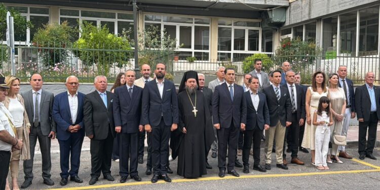 Αγρίνιο: Κατάθεση στεφάνων και επιμνημόσυνη δέηση για την 205η επέτειο Απελευθέρωσης της πόλης (ΦΩΤΟ – ΒΙΝΤΕΟ)