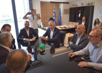 Νεκτάριος Φαρμάκης: Στο επίκεντρο οι ανάγκες της Δυτικής Ελλάδας στη συνάντηση με τον Κυριάκο Πιερρακάκη και τους Υφυπουργούς