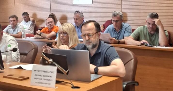 Μπλέτσας: «Όχι χωροταξικά σχέδια με ασάφειες – Η ανάπτυξη πρέπει να συμβαδίζει με την προστασία του περιβάλλοντος»