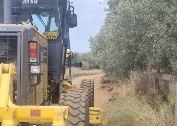 Παρεμβάσεις της Περιφέρειας συντήρησης στην αγροτική οδοποιία του Καινουργίου για ενίσχυση της προσβασιμότητας και της πολιτικής προστασίας