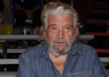 Πέθανε σε ηλικία 94 ετών ο ηθοποιός Άγγελος Αντωνόπουλος – Το τελευταίο αντίο στην Κάρυστο