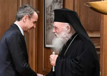 Αυξήσεις σε Αρχιεπίσκοπο και Μητροπολίτες – Οι αντιδράσεις από την Ιεραρχία