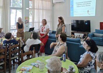 Mεσολόγγι: Ενημέρωση για την ασφαλή κολύμβηση των ηλικιωμένων στο ΚΗΦΗ