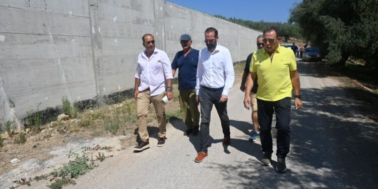 Ο Ν. Φαρμάκης στην ανατολική Αιγιάλεια, επισκέφθηκε έργα που εκτελούνται στην περιοχή και συναντήθηκε με φορείς και πολίτες