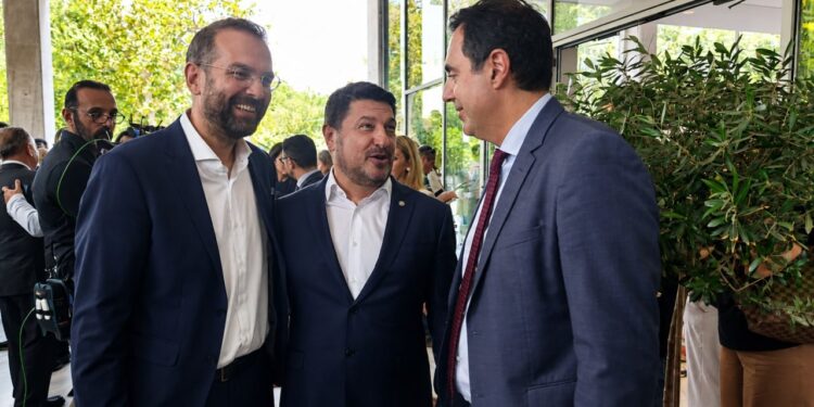 Στην Περιφέρεια Δυτικής Ελλάδας το δεύτερο μεγαλύτερο Περιφερειακό Πρόγραμμα Ανάπτυξης της χώρας – Ν. Φαρμάκης: «Μαζί με τους πολίτες, θα συνεχίσουμε να χτίζουμε το αύριο του τόπου μας»