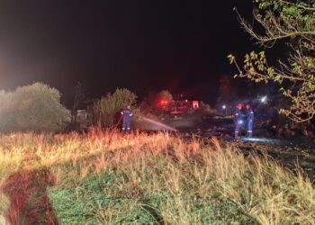 Άμεση κινητοποίηση για τη φωτιά στον Κουβαρά