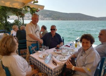 Στάση στην Αμφιλοχία για φαγητό στο Hotel Amvrakia έκανε ο Δημήτρης Κουτσούμπας