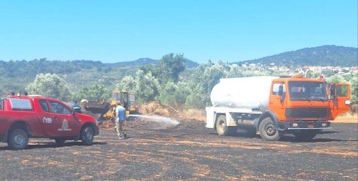 Υπό έλεγχο η φωτιά στη Γουριώτισσα Αγρινίου – Άμεση η επέμβαση όλων των δυνάμεων
