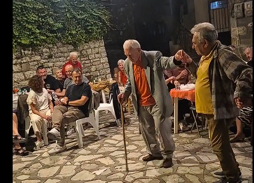 Αιτωλ/νία: Με τη μαγκούρα στο χέρι και την παράδοση στην καρδιά!