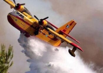 Φωτιά στο Άνω Κεράσοβο Αγρινίου – Στην επιχείρηση και τέσσερα αεροσκάφη