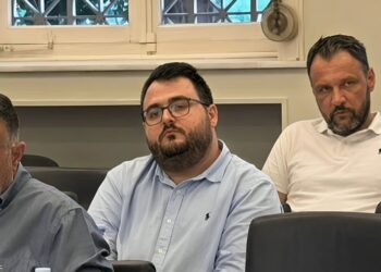 Στη δουλειά και όχι στα λόγια