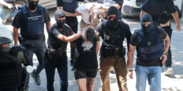 Θεσσαλονίκη: Ενώπιον της εισαγγελέως Πρωτοδικών οι 3 συλληφθέντες για την εμπρηστική επίθεση στο σπίτι της οικογένειας Νέστορα