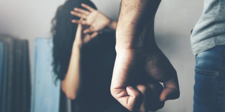 Αγρίνιο: Αυτοδιοικητικός του Δήμου καταγγέλθηκε για άγριο περιστατικό ενδοοικογενειακής βίας