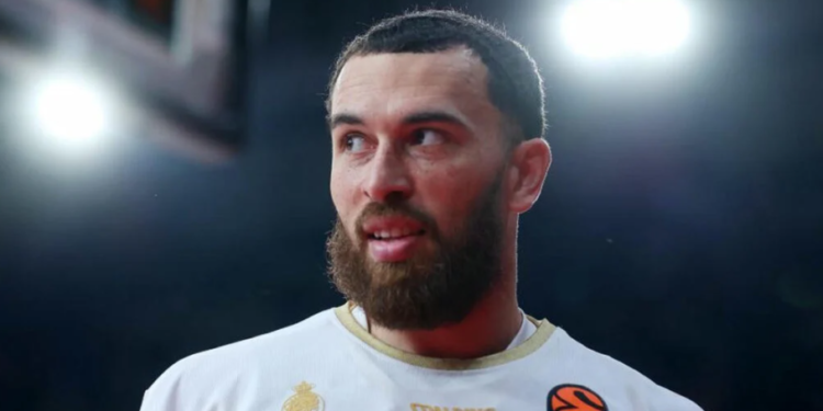 Η Εφές πυροδότησε τη «βόμβα» Μάικ Τζέιμς!