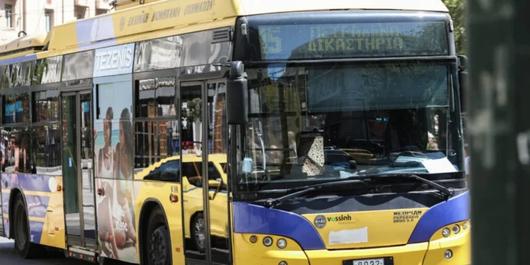 Θερινό ωράριο στα ΜΜΜ: Όλες οι αλλαγές σε Μετρό, λεωφορεία, ΗΣΑΠ και Τραμ