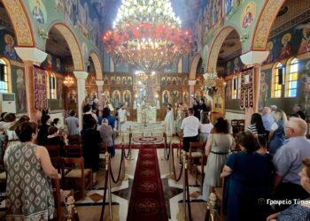 Στο Καστράκι λειτούργησε ο Μητροπολίτης Δαμασκηνός – Το κήρυγμα για την αναγέννηση του ανθρώπου