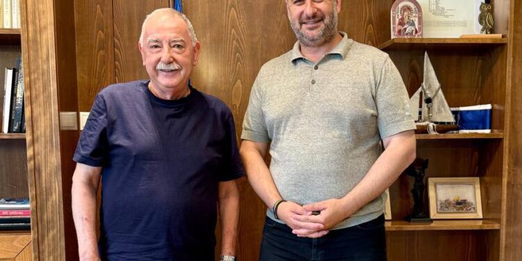 Συνάντηση Μαυρομμάτη – Τσιχριτζή με επίκεντρο τις επενδύσεις και τα ευρωπαϊκά προγράμματα