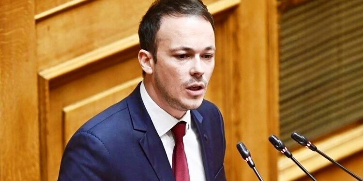 ΣΥΡΙΖΑ: Ανεξαρτητοποιήθηκε ο βουλευτής Αιτωλοακαρνανίας Μίλτος Ζαμπάρας