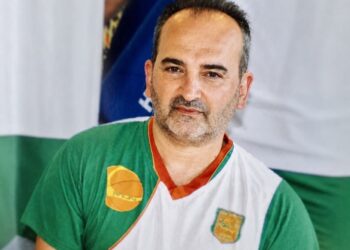 Αγρίνιο: Θλίψη για τον θάνατο του 61χρονου προπονητή μπάσκετ Τάκη Καρατσώρη