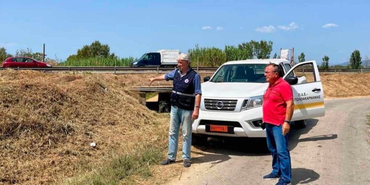 Στο Ζευγαράκι συνεχίζονται οι εργασίες καθαρισμού του ρέματος