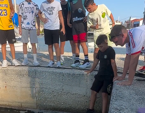 Βόνιτσα: Όταν η μπάλα βρέθηκε στο λιμάνι… ο μικρός έδωσε ρεσιτάλ στο GNC 3on3 ! (ΒΙΝΤΕΟ)