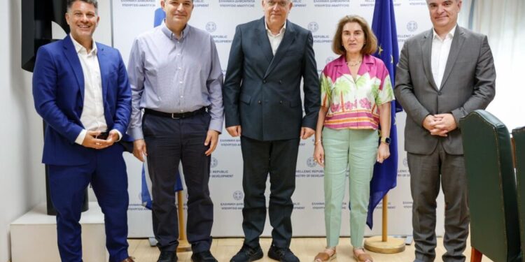 Τάκης Θεοδωρικάκος: “Στηρίζουμε με πράξεις την έρευνα και την καινοτομία – Στο ΕΠΑ του Υπουργείου Ανάπτυξης η χρηματοδότηση του ΕΛΙΔΕΚ”