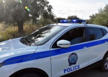Αγρίνιο: Πιάστηκαν να αδειάζουν πετρέλαιο από ντεπόζιτο σταθμευμένου φορτηγού οχήματος